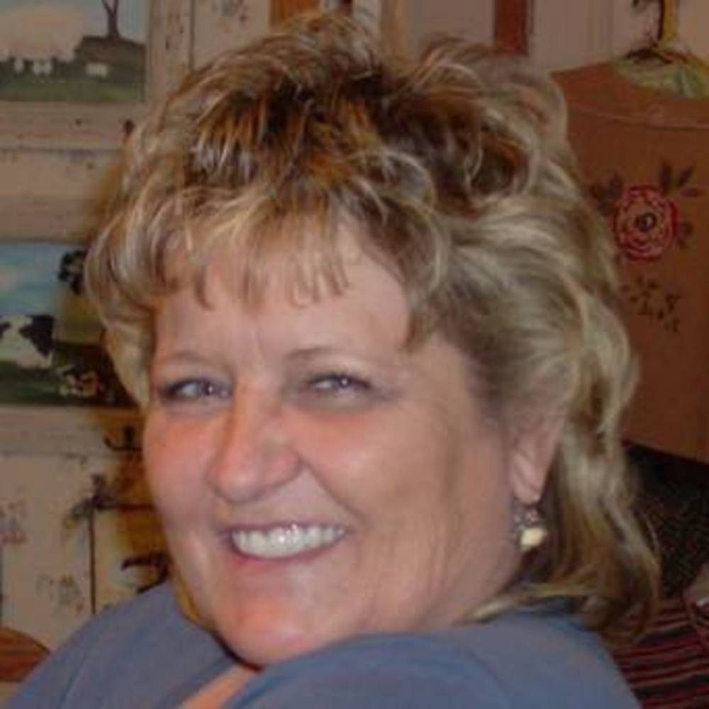 Meet your Posher, Debbie